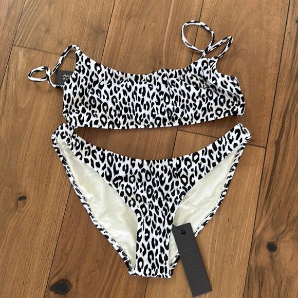 TRIANGL MICA NORMAL POWDER VELVET BLACK WHITE NEW WITH TAGS + BAG - Picture 2 of 4